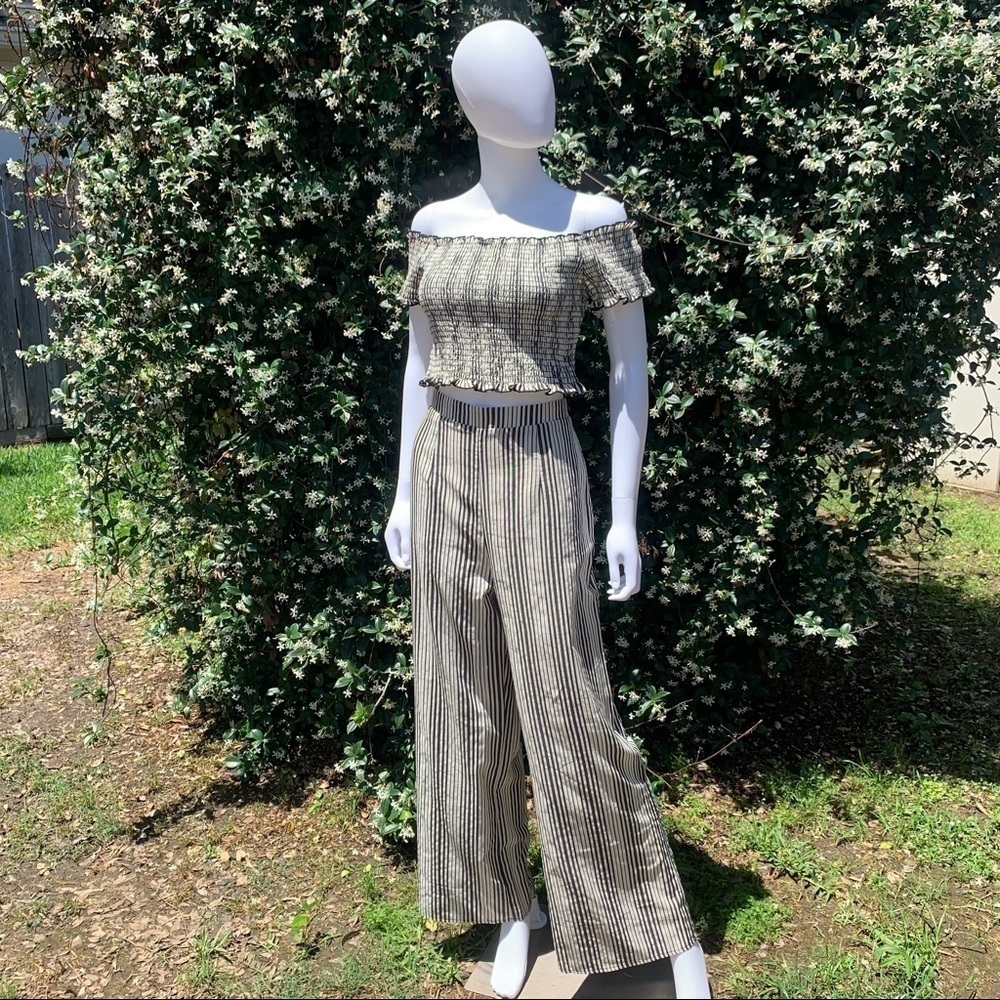 💋NWT Show Me Your Mumu BoHo Crop Top High Rise Striped Puddle Leg Pant Set - Picture 12 of 14